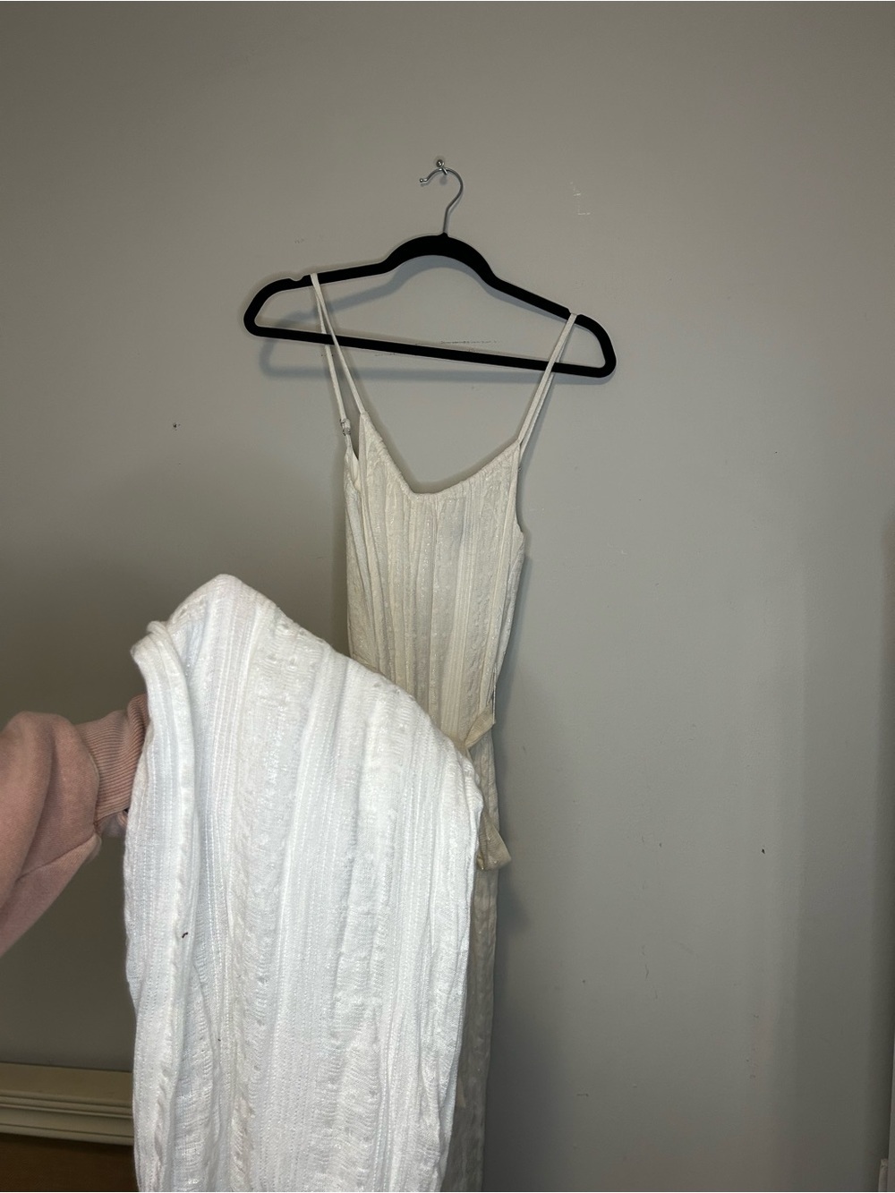 MAJORELLE Ivory Textured Wide-Leg Jumpsuit with Tie Waist - Picture 3 of 9